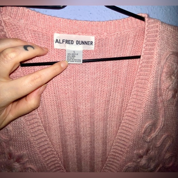 Women’s vintage granny chic knitted pink Alfred Dunner vest L - Picture 2 of 7